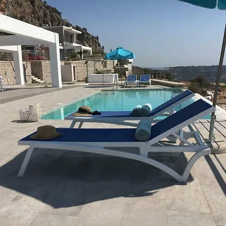 Luxury Hera With Private Pool 别墅 阿凡投